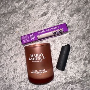 3 piece bundle candle, tarte highlighter, and buxom lipstick mini shade is chai
